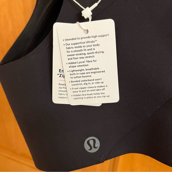 Enlite Front-Zip Bra High Support, A-DDD(E) Cups - Picture 11 of 12